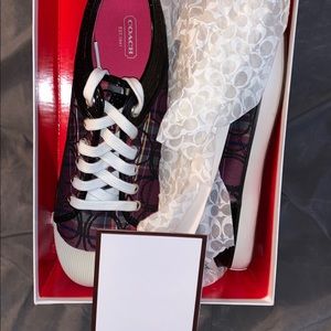 Authentic Coach Zorra Pink/Black sneakers Sz: 9